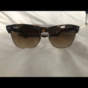 Ray-Ban Accessories - Ray Ban Clubmaster Oversized; polarized tortoise Ray-Ban Accessories - Ray Ban Clubmaster Oversized; polarized tortoise